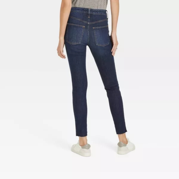 Universal Thread High Rise Skinny Jeans - Picture 2 of 3